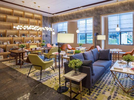Shenzhen Bantian Huaweizhongcheng Atour Hotel Екстериор снимка
