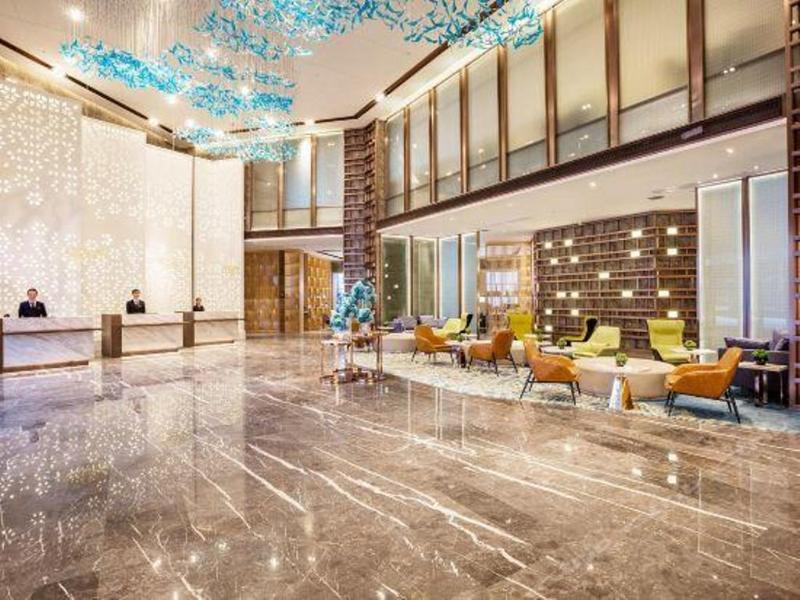 Shenzhen Bantian Huaweizhongcheng Atour Hotel Екстериор снимка